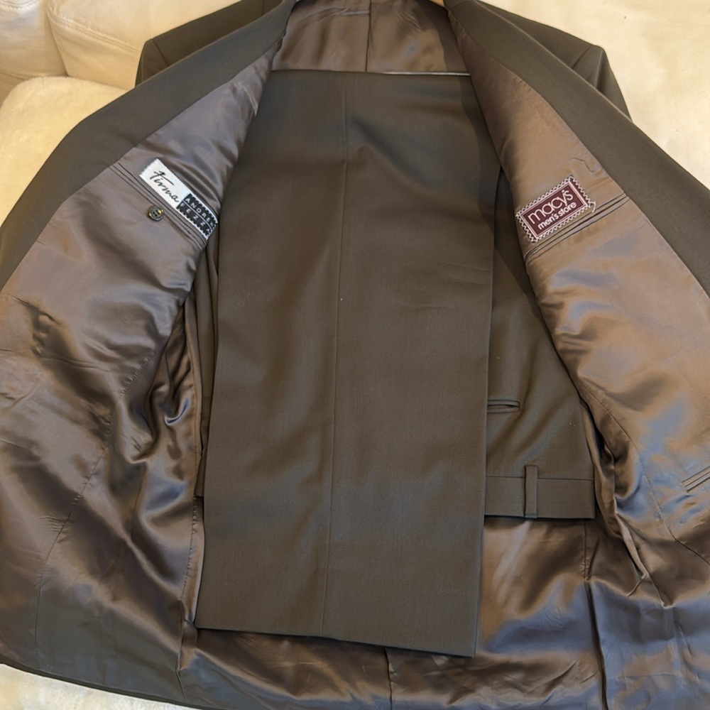 Andrew Fezza Olive Suit - Picture 3 of 6
